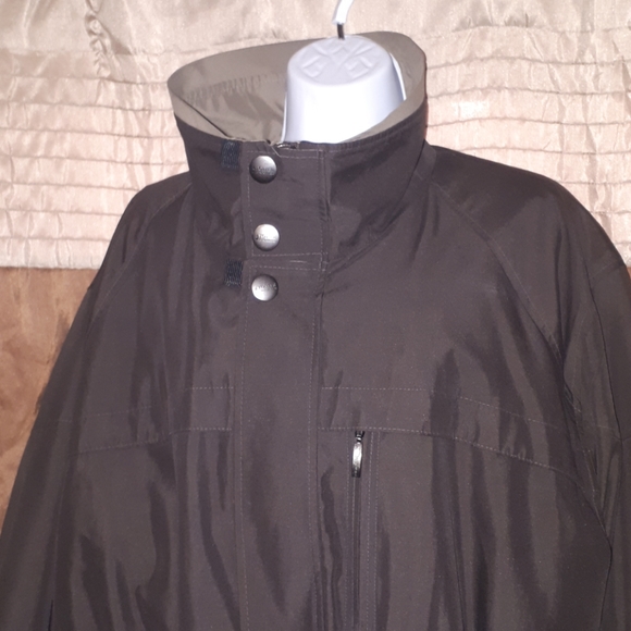 Women's London Fog Raincoat size XL - Picture 2 of 8